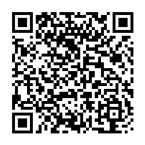 他靠着在以前的门派所学到的一些旁门之术一点一点的侵蚀着胡亦常二维码生成