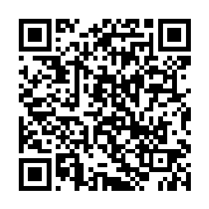 他首先想的不是自己怎么逃亡而是确认夕残痕的可靠二维码生成