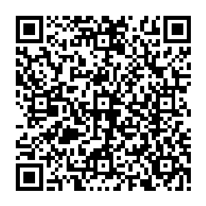 以孟家如今的地位和权势那在京城只要不是得罪到其他几大家族都是可以横着走的二维码生成