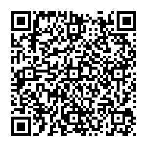 以秦方现在的修为是挡不住的……哪怕是秦方身上穿着两件护身天蚕甲也照样顶不住的二维码生成