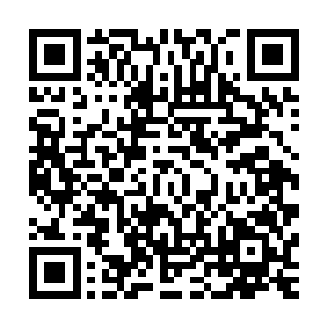 以自己现在的地位加上皇甫昕的影响力对方也拿自己毫无办法二维码生成