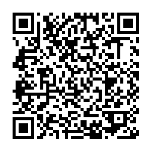 以至于厚厚的墙壁和严实的房门也挡不住她们那令人血脉沸腾的声音二维码生成