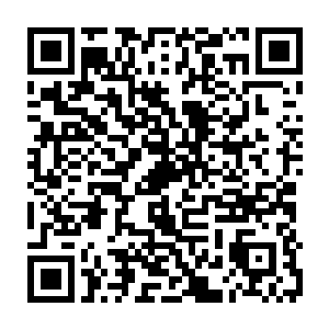 仿佛在他们眼前徐徐展开一幅不可磨灭的画卷――金色阳光如利刃般撕碎乌云二维码生成