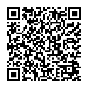 估计这一次就是看在六王爷的面子上才会给她这个机会来参加宴会的吧二维码生成