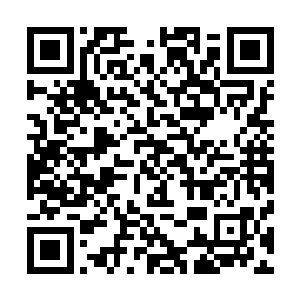 似乎是来自于青帮的帮主宋毅……他被强横的高手给击飞了二维码生成
