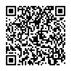 但其中的力量爆发出来却实实在在地破坏着隐藏在他身体内部的符文二维码生成