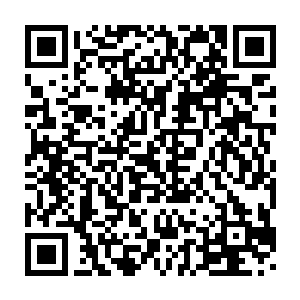 但却已经有不少和金乌商团合作的各州豪门大族的家主和大伯接触过二维码生成