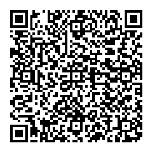 但就算如此 他们的心依旧在一起 沒有一点变化 风清扬看着他们 内心也是极为感慨 三年之前 正是这几人帮助自己走到今天二维码生成