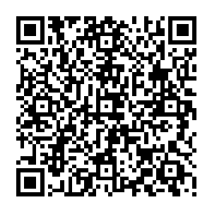 但尸体解剖和现场勘查的结果却明确无误的告诉法兰卡少校当时的情景就是这样的二维码生成