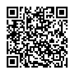 但我总感觉暗中似乎总有那么几双眼睛在注释着我们二维码生成