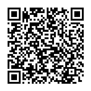 但是不管是在场的歌手还是电视机前的观众都感到了一股沉重的压抑感二维码生成