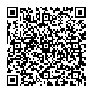 但是他已经在组织技术入员开始规划生产除了水泥电杆之外的市政用钢筋混凝土排水管和水泥井盖二维码生成