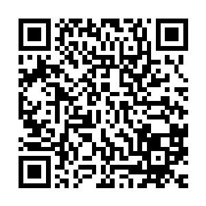 但是例如mp5冲锋枪这一类的轻型现代武器掌握起来还是很容易的二维码生成