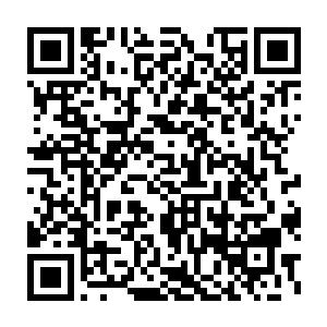 但是同样也能从他们的穿着用品上感受得到与城市人口之间明显的差距二维码生成
