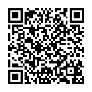 但是大部分部族武装使用的都是苏俄制式的AK系列武器二维码生成