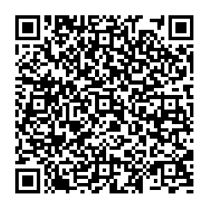 但是能够把郭凯他们给怎么样吗根本就不可能的事情不仅仅是不能够把他们三个给怎么样甚至只能是眼巴巴的看着二维码生成