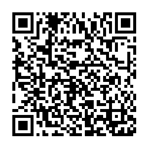 但是这样的口吻却不是寻常同事或者是单纯的上下级关系那么简单二维码生成