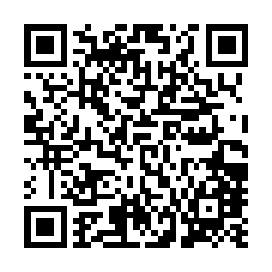 但是那朴素简单的话语却根本无法描述出生活里的惊心动魄二维码生成