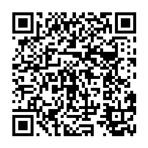 但精干的面孔以及被一道刀痕劈下的右眼伤疤仍旧能够让人看出他的不简单二维码生成