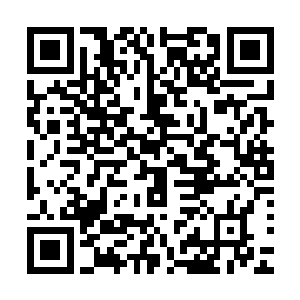 但风暮寒还是从他的眼睛里捕捉到了转瞬即逝的一抹惊骇之色二维码生成