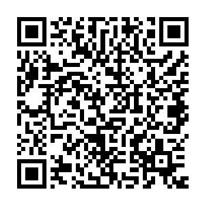 你……我……我要不……到客厅的沙发上去睡好了……你在屋里睡二维码生成