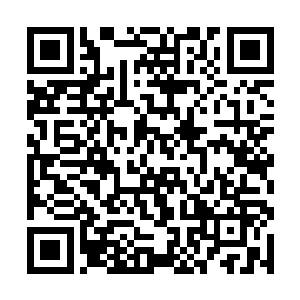 你却让我看到你和乔睿接吻的一幕……我昨晚气疯了二维码生成