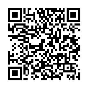 你把她当成自己的妹妹――或许是你觉得她实在可怜的缘故二维码生成