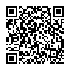 使用了类似驱逐舰上单臂发射架的自动装填系统进行补弹二维码生成