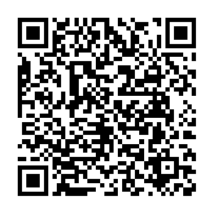 便发现了他们的目标――那艘一直在海上进行搜捕那个华夏小子的军舰二维码生成