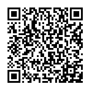 修为稍差的霍君瑶已经能感觉到身上的肌肤此时就如同被无数枚细兄针轻刺一般二维码生成