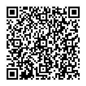 假如她稍微有那么一点识货zhidào他这块表确实是十几万的金表而不是十几块的地摊货的话二维码生成