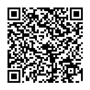 做得还是有点明显啊……还好……他这次没有蠢到把自己的名字给写上去……二维码生成