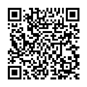 傀儡手中长枪每一次挑动突刺下劈枪头之上都会带动一闪电出现二维码生成