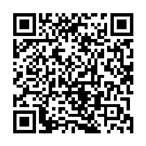 其实雨果基本上每张脸孔都记得――虽然他有记名字障碍二维码生成