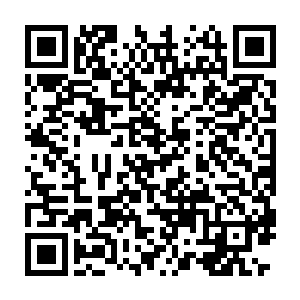 具象化的表现形式意味着已经完全剥离了文字的美感意蕴和想象空间二维码生成