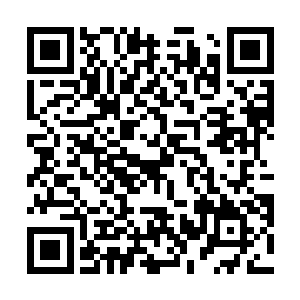 再到车子撞上后八轮货车的过程详细的和吴言说了一遍二维码生成