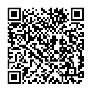 再加上这条官道其实是白河谷地最初的领主――也就是马文的爷爷修建的二维码生成