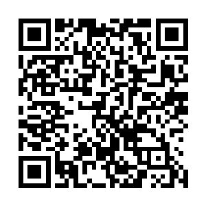 再加上那电视屏幕上因为质量问题时不时出现的横条和黑影二维码生成