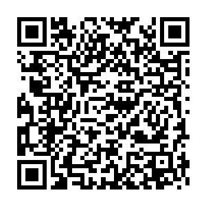 再然后就变成了数百枚……几乎漫天都是被这样的暗器给遮盖了起来二维码生成