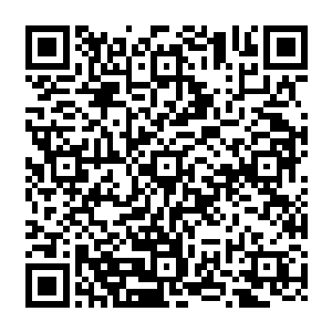 再结合你强行把比赛时间拖到午夜……我能否认为……你们队接到了一项与片头CG中的二维码生成