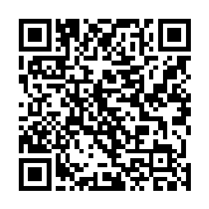 冰梦看着流墨墨眼皮上的冰泉水已经完全吸收后开口说道二维码生成