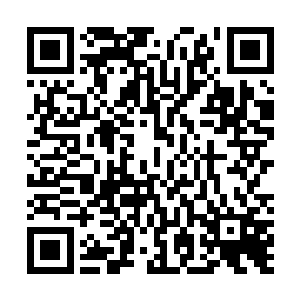 况且他还无意中得知在罗马教廷那边似乎存在着某件神器二维码生成