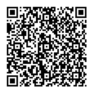 几乎就在他抬脚落下的瞬间七彩神枪便碾压而來直接刺在神榜之上轰鸣荡开剧烈的响声回荡在整个四大真界之内二维码生成