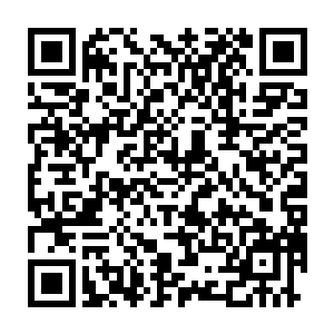 几乎是短短的片刻时间便是有着数百道的身影出现在了药农他们面前二维码生成
