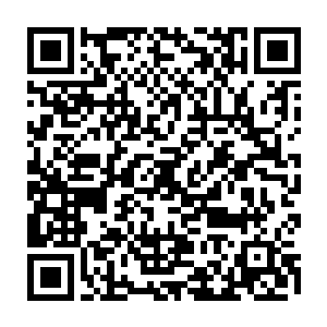 几乎要专门派一位僧人每过几分钟便收一次香炉的禅香形成了鲜明的对比二维码生成