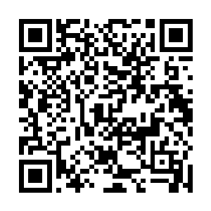 几分钟后　林思伊和黄媛都出现在了赵纯良的办公室内二维码生成