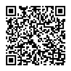 分理处的主任也将工作重心从贷款转移到了邮票收购和永无希望的国债销售上了二维码生成
