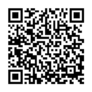 刘依依恨恨的瞪了一脸无所谓的沐覃一眼……气的他说不出话来二维码生成