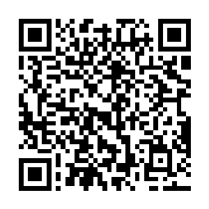 刚才在乌云手掌心写过字的手指狠狠在衣服上面擦了擦二维码生成