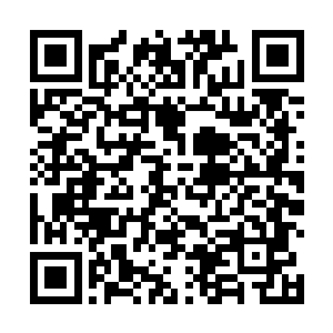 刚才我和白奇雪抱在一起被他看到肯定会引起他的误会二维码生成